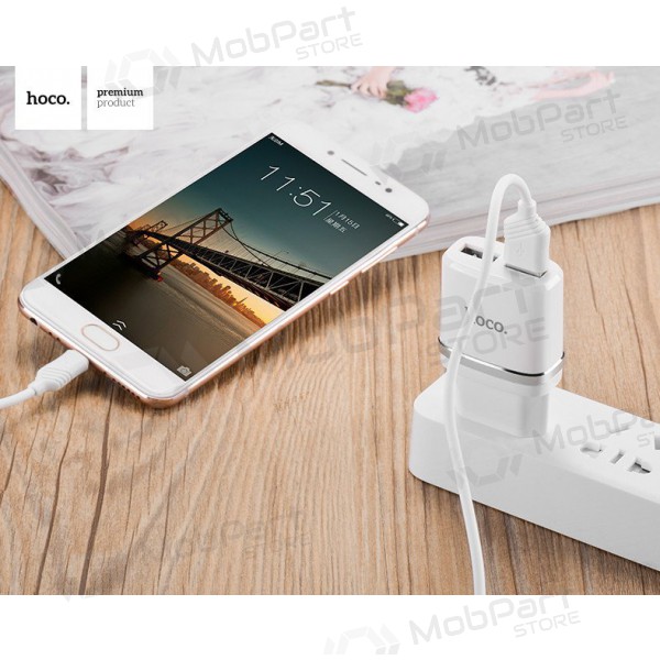 Lader HOCO C12 Smart Dual USB + Lightning kabel (5V 2.4A) (wit)