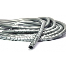 Gegolfde metalen buis D20 (rol 50m)